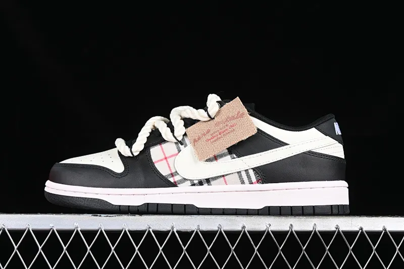 All Categories Nk SB Dunk Series Nk SB Dunk Low Low-top sneakers Nk Dunk Low Fire Heart Scottish distressed oxidation Deconstructed straps SB retro low-top casual sneakers DD1391-100